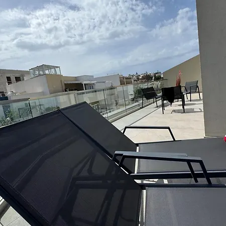 Apartment Bright And Spacious 2 Bedroom Penthouse Is-Swieqi