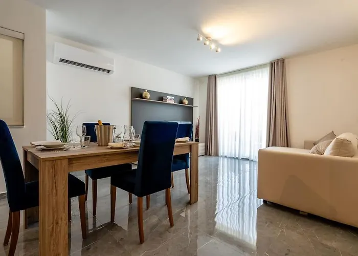 Rc Collection - Athena Apartment *